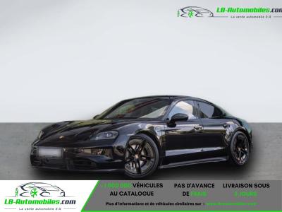 Porsche Taycan 4S 598 ch avec batterie performance plus